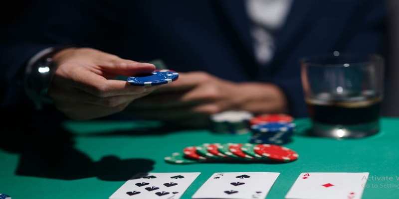 Three Card là phiên bản độc đáo có lối chơi tương tự Rồng Hổ