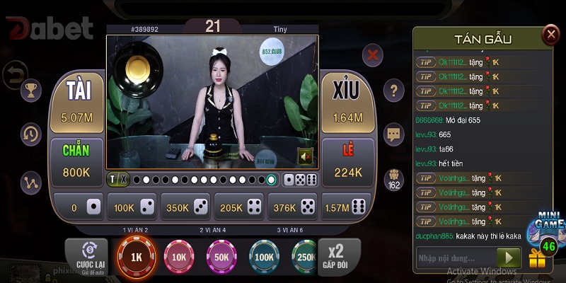 Tài Xỉu Live là phiên bản game được chơi trực tiếp với Dealer